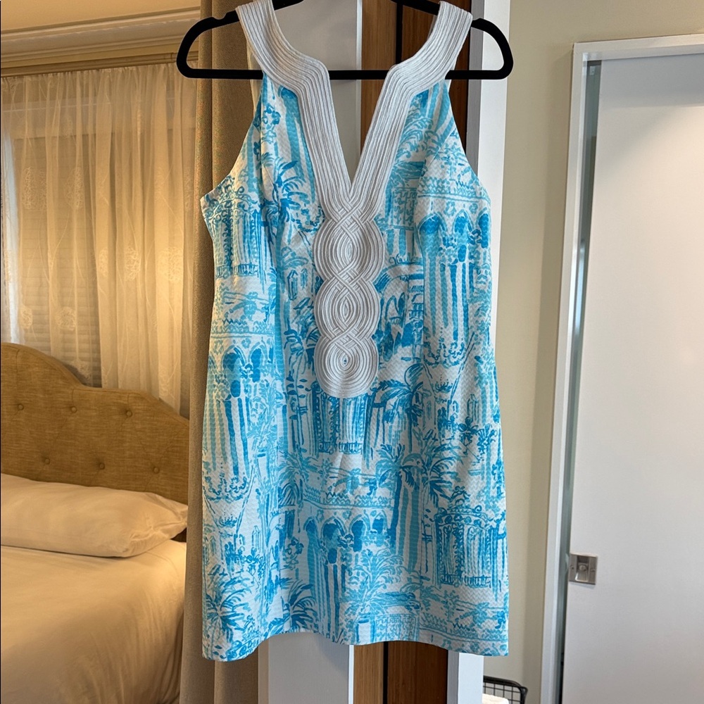 Lilly Pulitzer Blue and White Printed Shift Dress